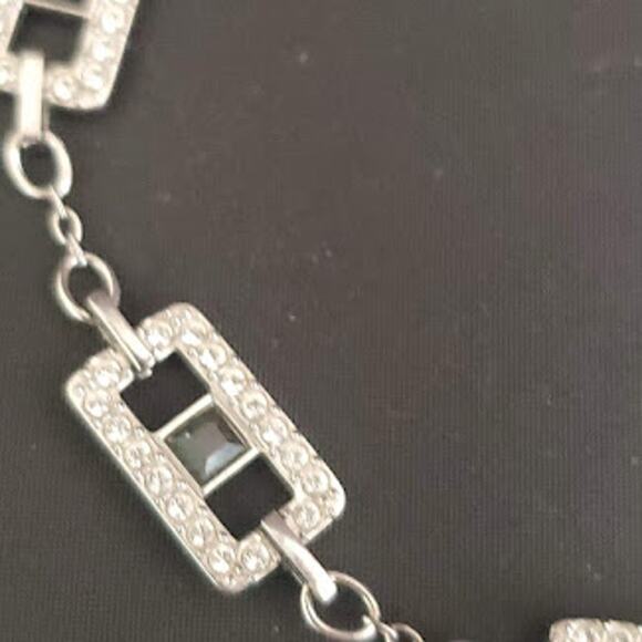 Swarovski Remix Bracelet Rhodium Plated with Clear and Jet Crystals Swan Signed - Picture 5 of 7